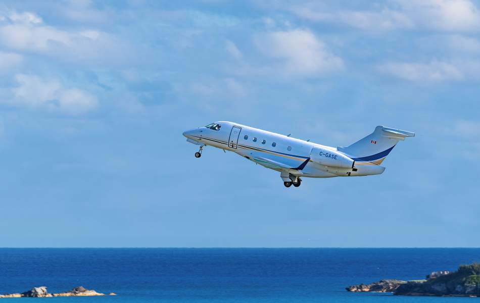 AirSprint Legacy 450 Taking Off From Bermuda