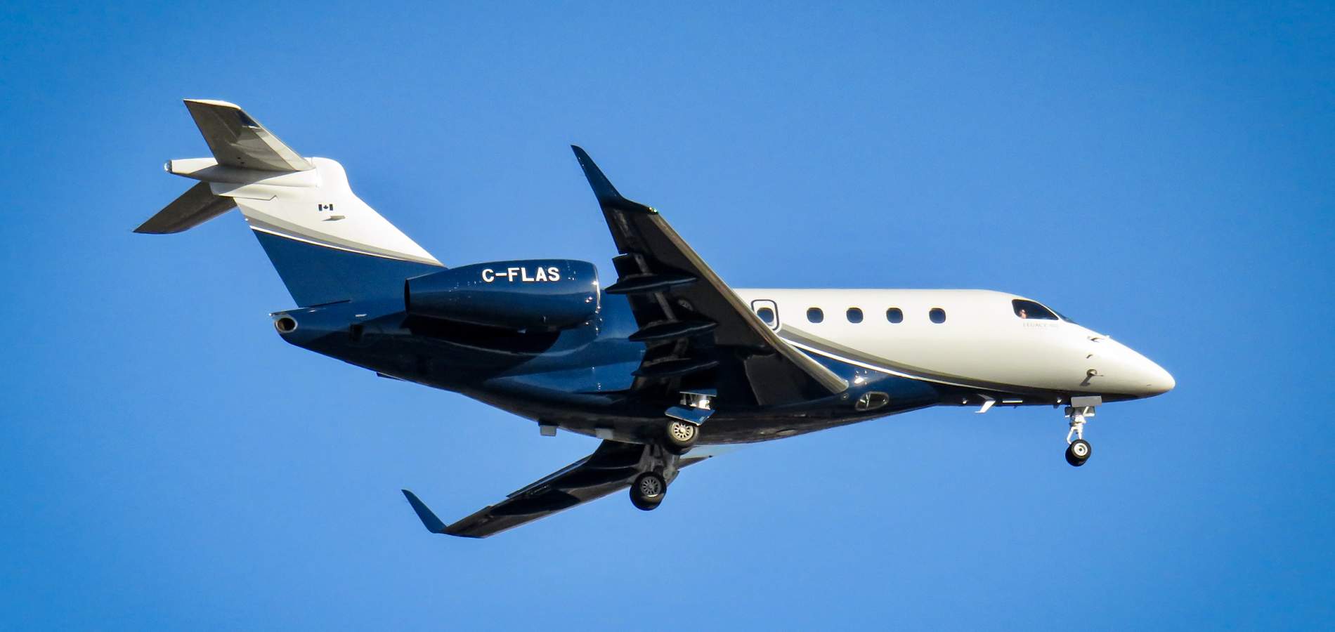 Legacy 450 | Arrival into Toronto - Arrivée à Toronto | Toronto Pearson International Airport