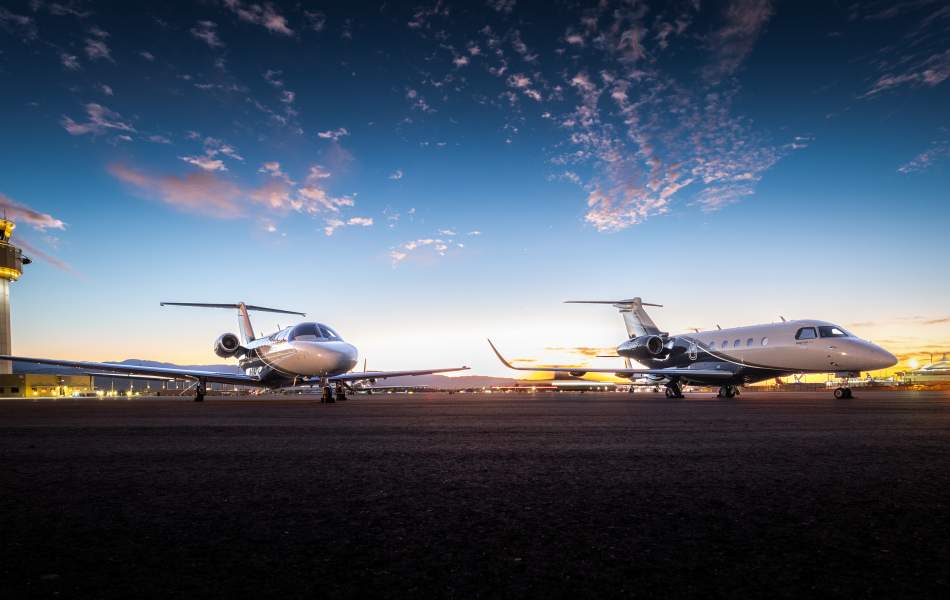 AirSprint Positioned in Palm Springs | Praetor 500 with Citation CJ3+