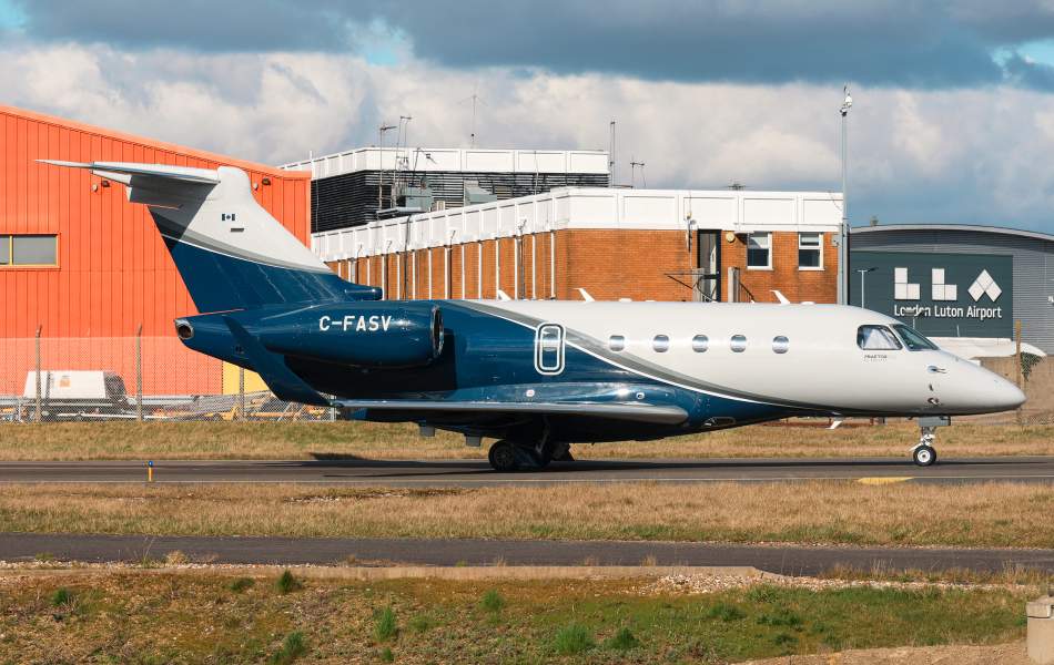 Praetor 500 |  Ready for departure  - Prêt au départ | London Luton Airport