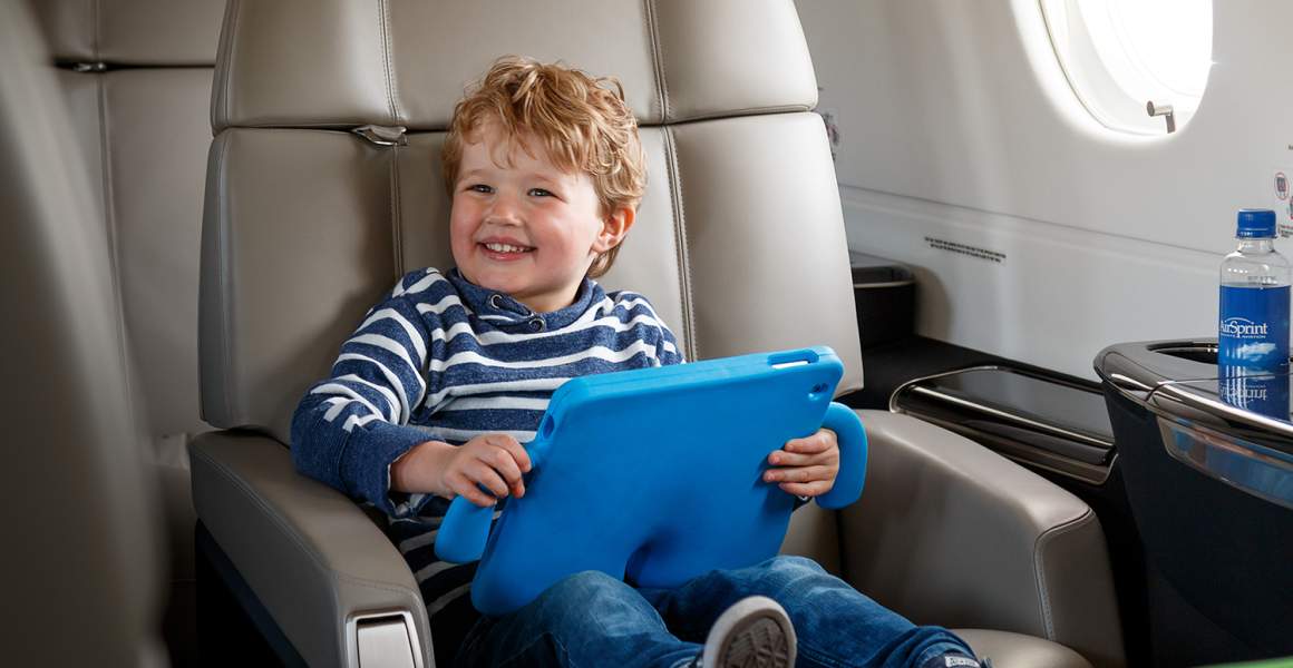 Air Sprint private jet aviation family passenger enjoying a trip