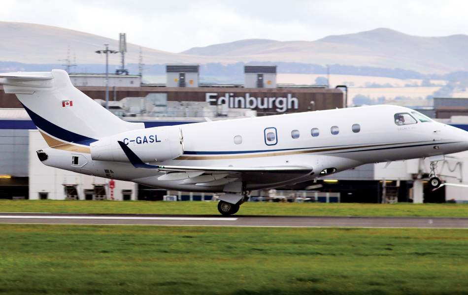 AirSprint Oceanic Sprinter plane