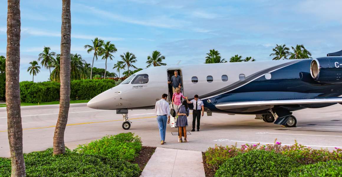 AirSprint | You provide the guests; we provide the service.