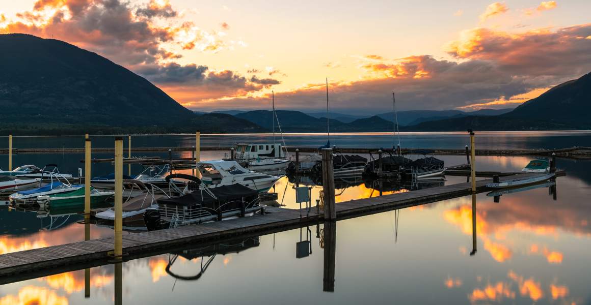 Mountain Lake Sunset in Salmon Arm, BC | AirSprint Private Aviation