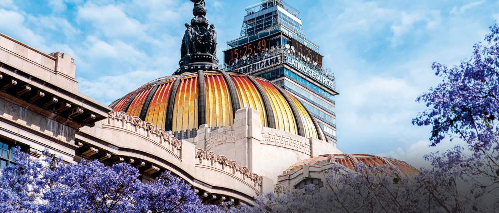 Palacio Bellas Artes Torre Latinoamericana CDMX iStock 2153860902 RGB CCD RGB 2100pxW