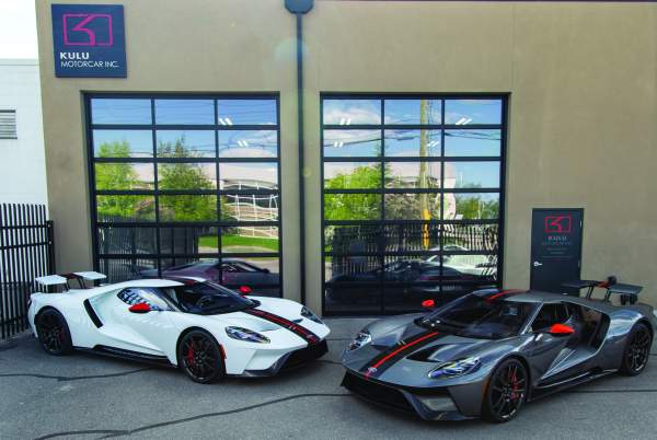 Two of the approx. 1250 Ford GTs produced between 2017-2021.
