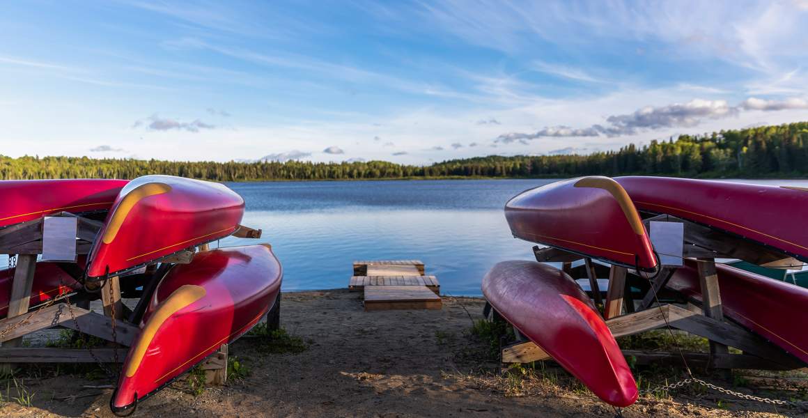 Canoeing in Lake Matissard in Rouyn-Noranda | Discover AirSprint Private Aviation
