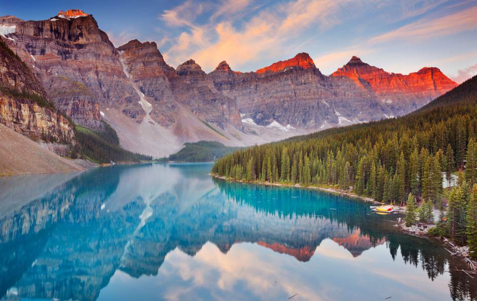 Beautiful Mountainscape in Banff Alberta