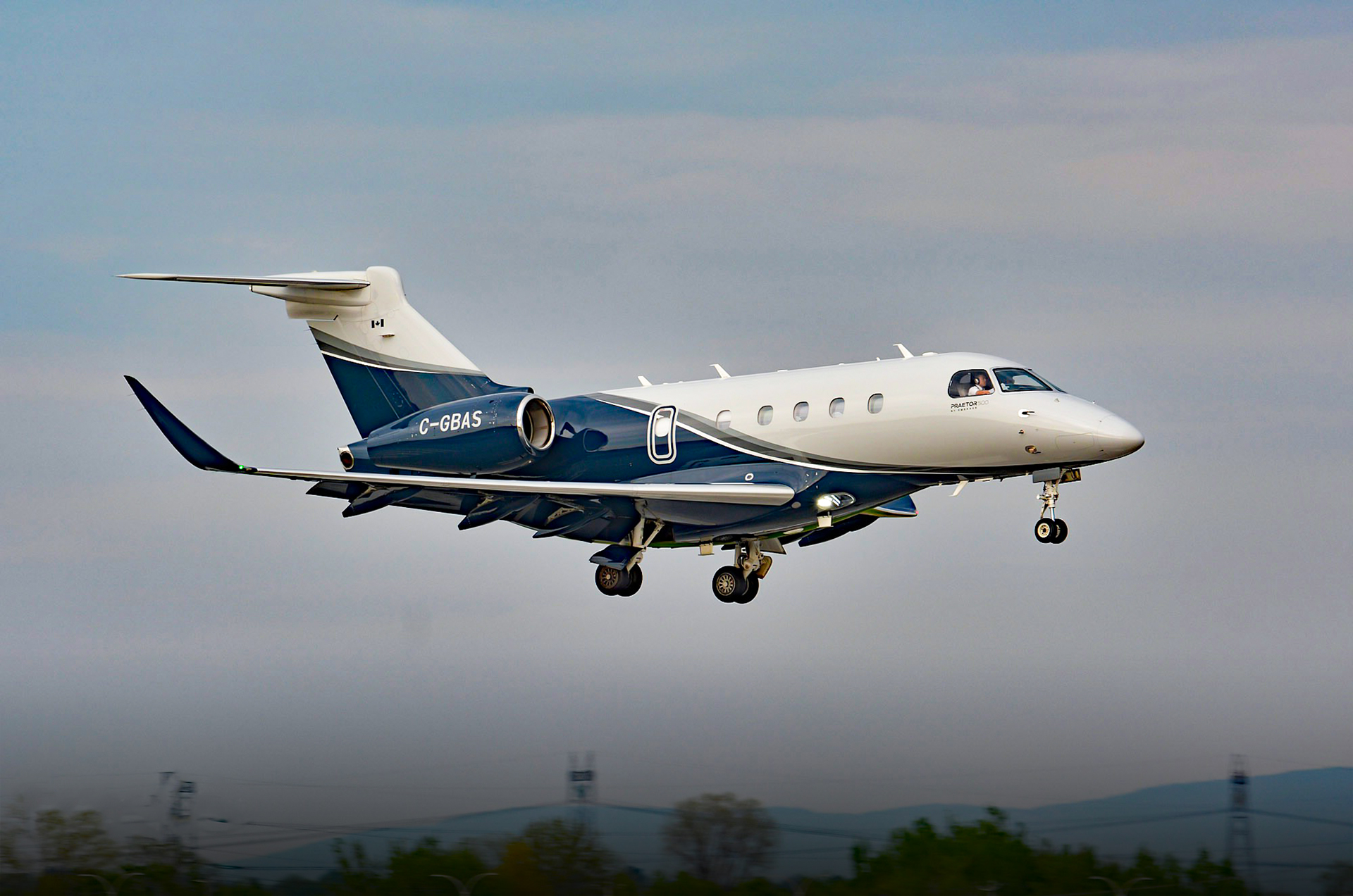AirSprint Private Aviation | C-GBAS Montréal/Saint-Hubert Airport (CYHU)